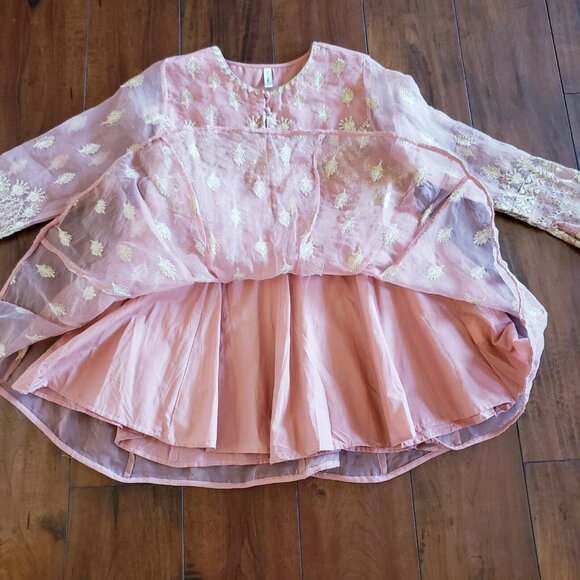 Women's Powder Coral Organza Gold Embroidery Yok Flare And Sleeves Peplum Top - Picture 6 of 14